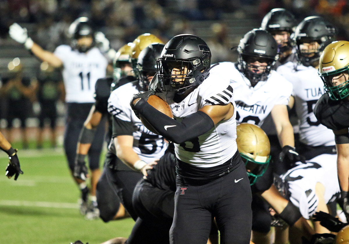a Tualatin Jesuit football Oregon September 22 2023 Dan Brood 53